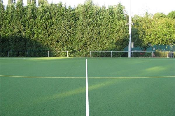 Renovatie kunstgras hockeyveld - Sportinfrabouw NV